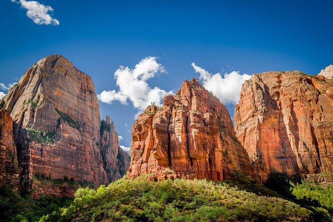 East Zion Crimson Canyon Hike & UTV Adventure - Five things to know before you book