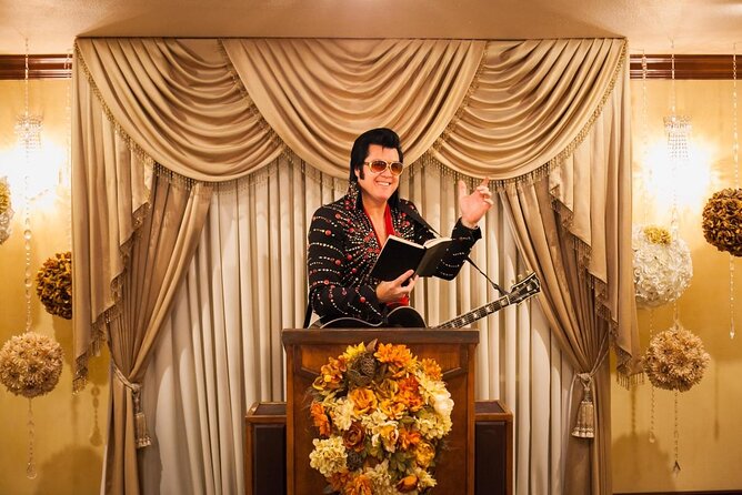 Elvis Themed Wedding or Vow Renewal at Graceland Wedding Chapel - Five things to know before booking