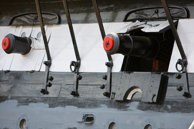 Entire Freedom Trail Walking Tour: Includes Bunker Hill and USS Constitution - Copp’s Hill and the Battle of Bunker Hill