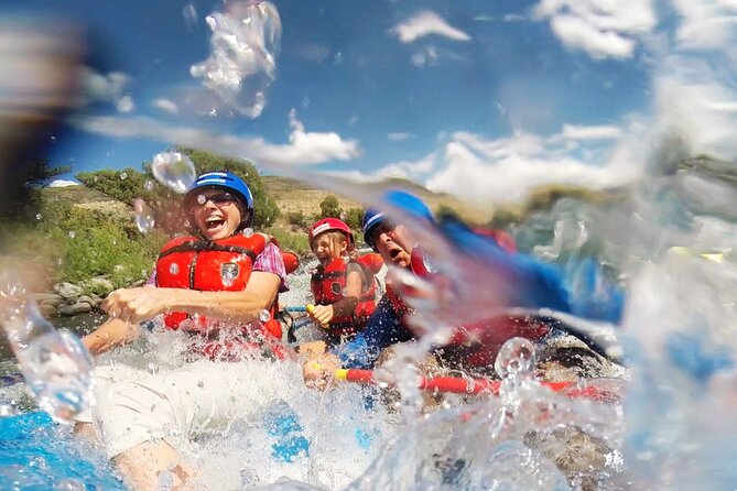 Family Friendly Gallatin River Whitewater Rafting - The guides make the biggest difference