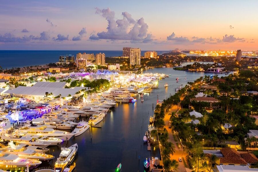 Fort Lauderdale: Millionaire's Row Cruise with Drinks - The Intracoastal Waterway and Port Everglades