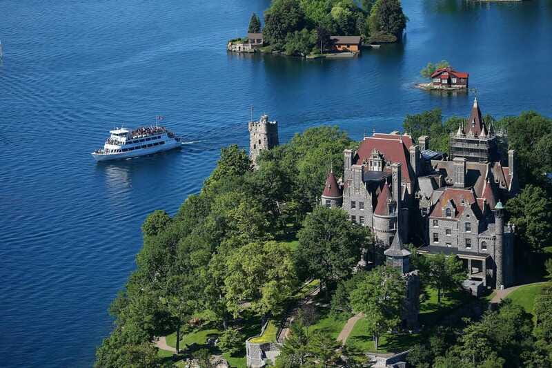 From Ivy Lea: 1000 Islands Boldt Castle Scenic Cruise - The two-hour, two-castle choice