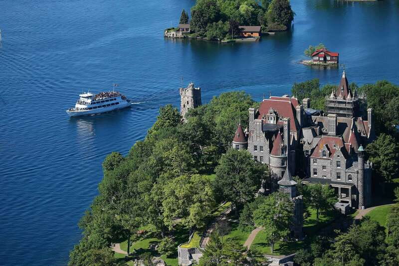 From Ivy Lea: 1000 Islands Boldt Castle Scenic Cruise - Leaving Ivy Lea and entering the island world