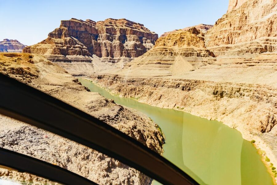 From Las Vegas: Grand Canyon Helicopter Tour with Champagne - From the Maverick base to the open desert