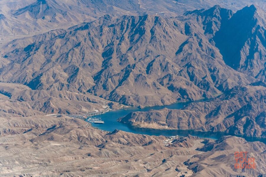 From Las Vegas: Grand Canyon West Rim Airplane Tour - The route over Lake Mead and Hoover Dam