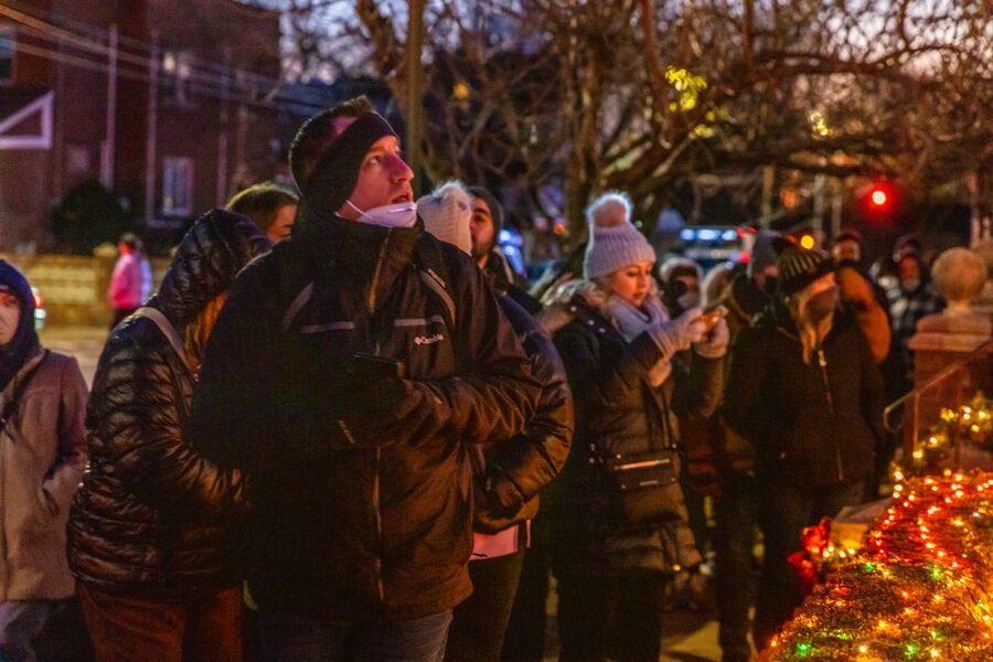 From Manhattan: 4-Hour Dyker Heights Holiday Lights Bus Tour - Walking through Dyker Heights for one hour