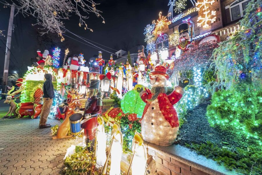 From Manhattan: Dyker Heights Lights & Skyline Tour - Is $55 a fair price?