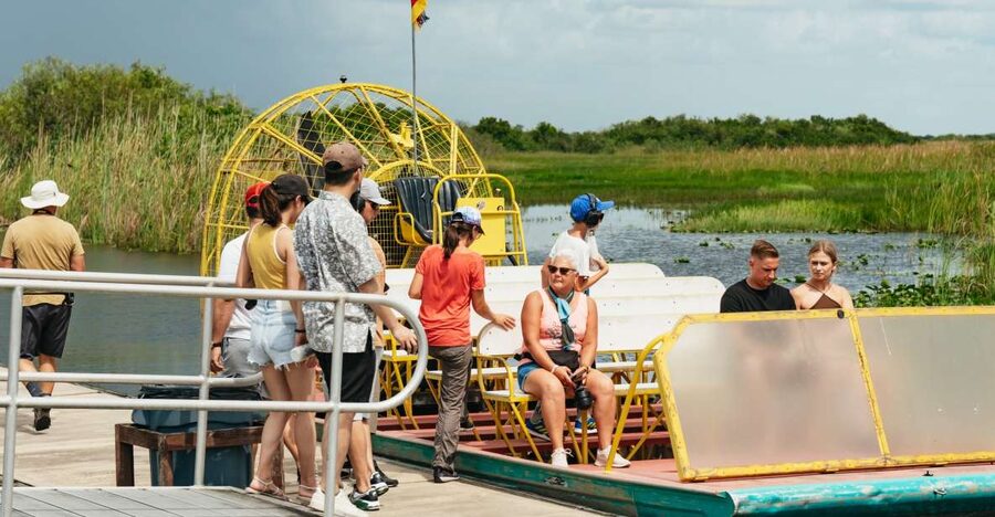 From Miami: Everglades Airboat Ride and Nature Walk - The guides make or break the day
