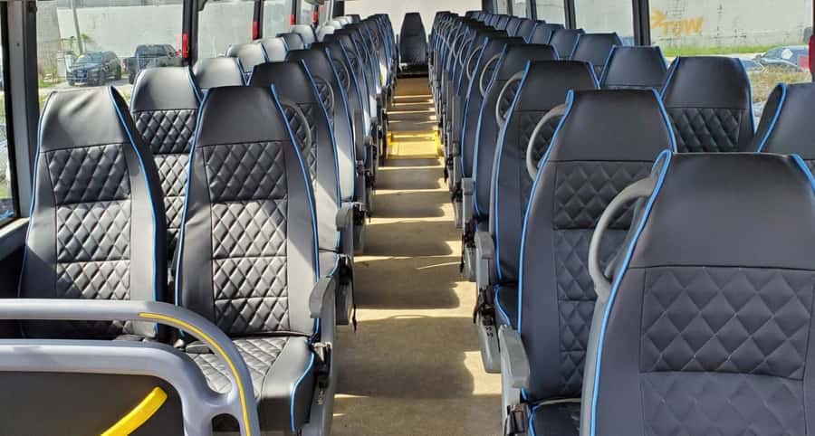 From Miami: Key West Day Tour by Motor Coach Bus - Arriving in Key West with a plan