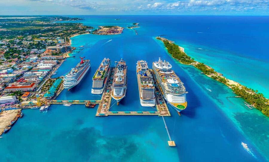 From Miami: Roundtrip Bimini Ferry with Hotel Transfers - The two-hour fast ferry to Bimini