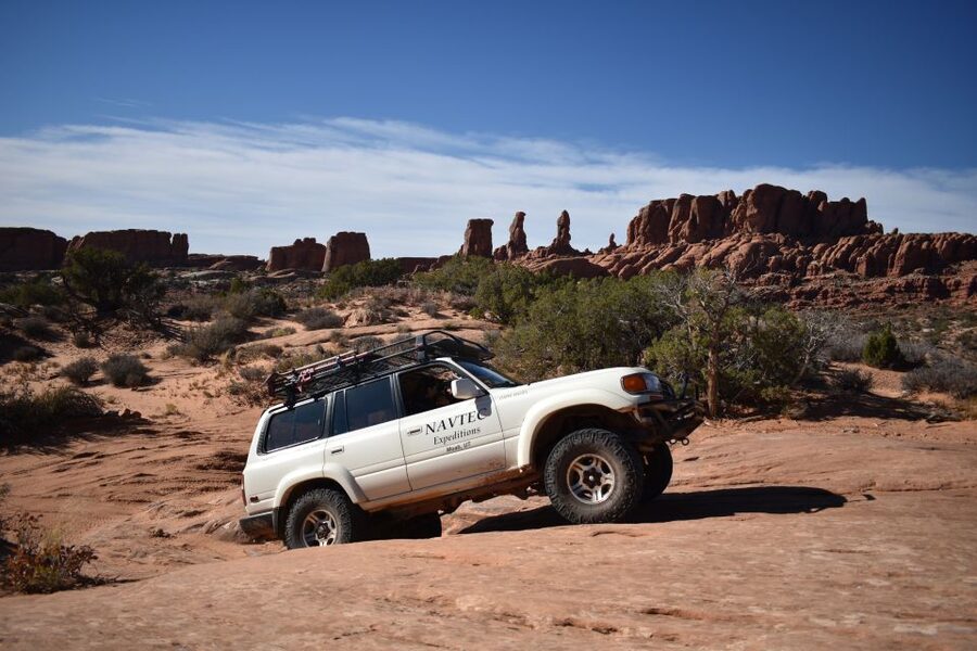 From Moab: Half-Day Arches National Park 4x4 Driving Tour - Why this Arches tour takes a different road