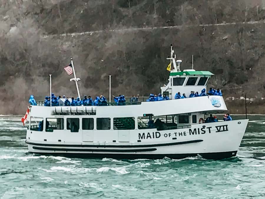 From NYC: 1-Day Niagara Falls Tour - Practical packing advice