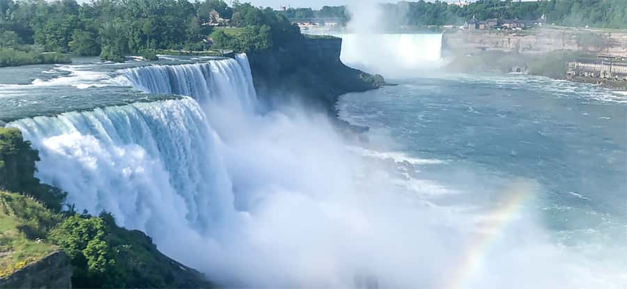 From NYC: 1-Day Niagara Falls Tour - Goat Island, Bridal Veil Falls, and Cave of the Winds