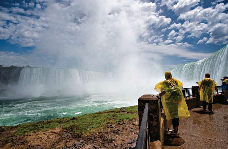 From Toronto: Niagara Falls Full-Day Bus Tour & Winery Stop - Choosing between the Hornblower and Journey Behind the Falls