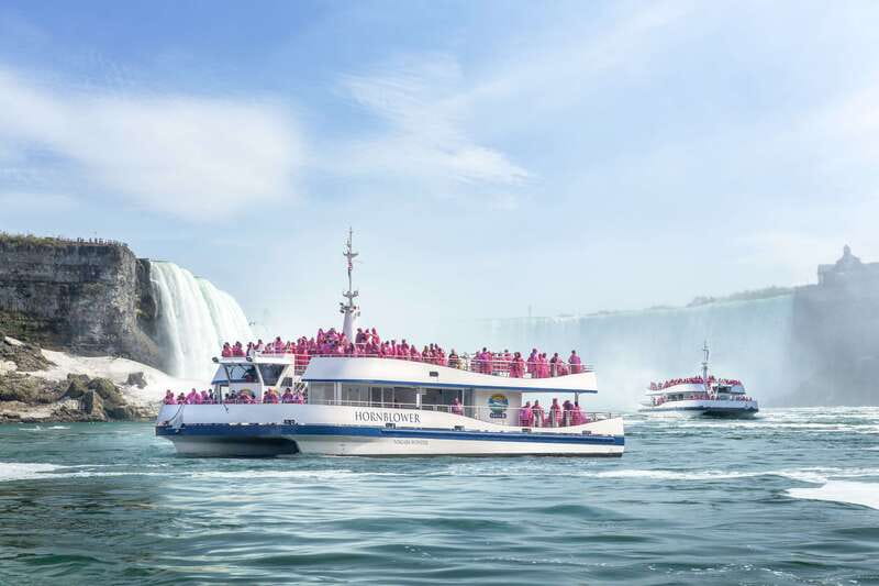 From Toronto: Niagara Falls Tour with Cruise & Maple Tasting - Lunch above the falls, if you add it