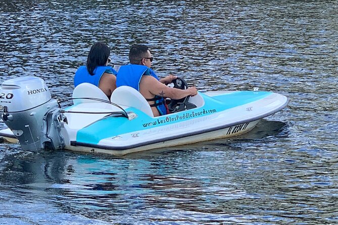 Ft. Lauderdale Mini Powerboat Rental. Canal, Yacht, Mansion Tour - Is one hour enough?