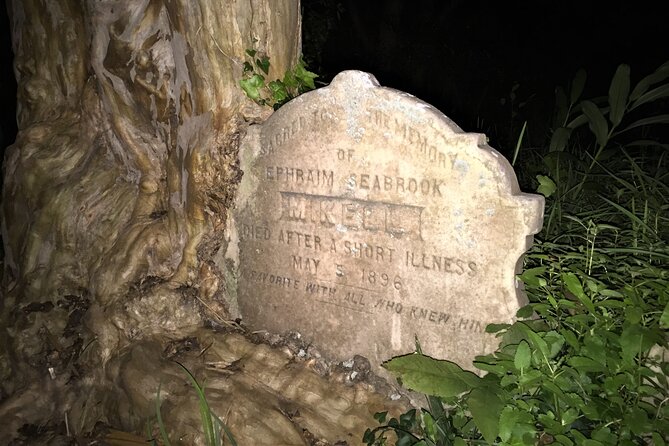 Ghosts of Charleston Night-Time Walking Tour with Unitarian Church Graveyard - Is the full 90-minute tour worth $35?