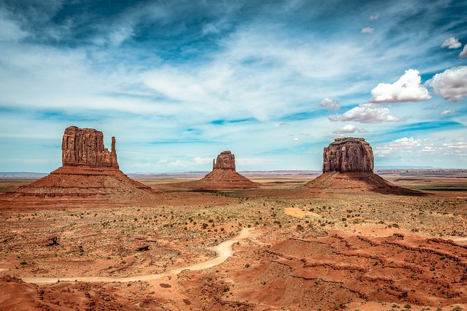 Grand Canyon, Bryce, Zion, Antelope Canyon, Monument Valley 3 Day Tour - Food, hotels, and small comforts