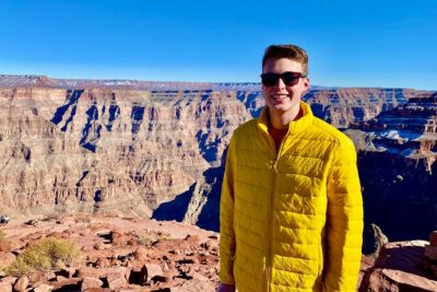Grand Canyon + Hoover Dam View + WiFi (Skywalk/lunch options)