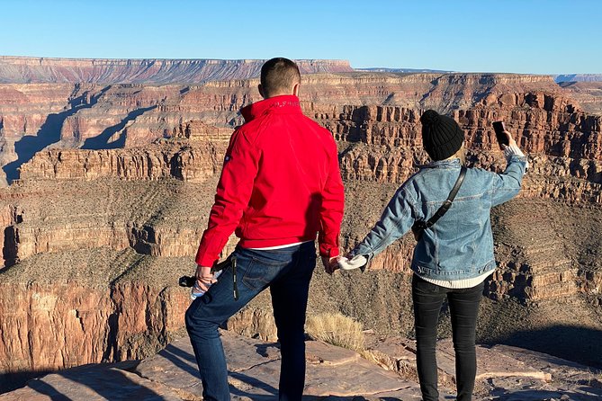 Grand Canyon + Hoover Dam View + WiFi (Skywalk/lunch options) - Eagle Point and the Skywalk choice