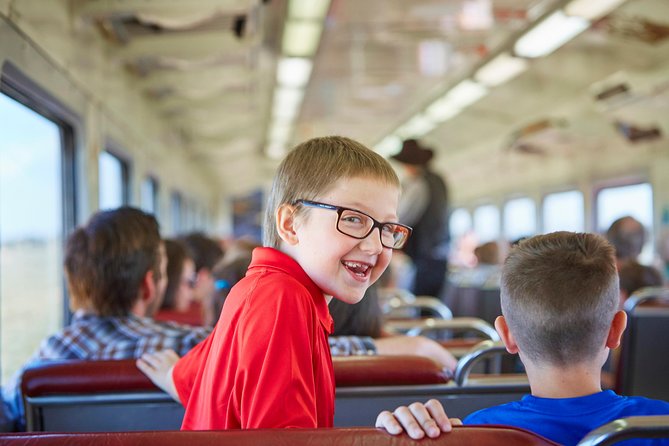 Grand Canyon Railway Train Tickets - The ride to the South Rim