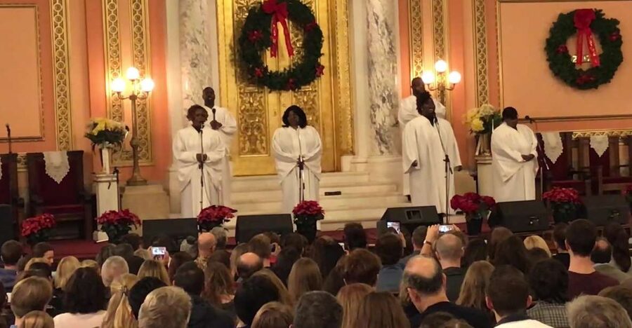 Harlem Gospel Holiday Celebration Concert - What this Harlem concert is really like