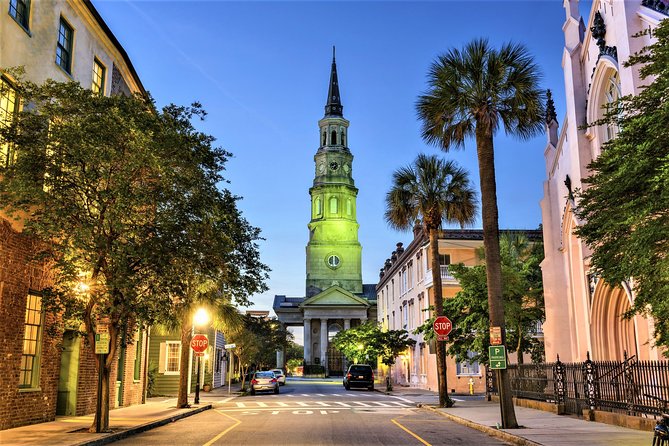 Haunted Evening Horse and Carriage Tour of Charleston - A slow ride through Charleston after dark