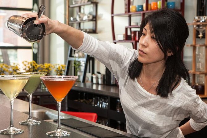 Healdsburg Small-Group Food and Wine Walking Tour - Passing Healdsburg’s top dining names