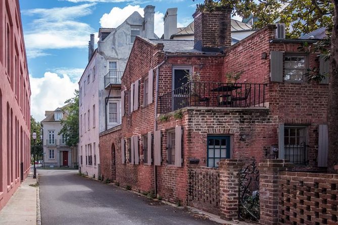 Hidden Alleyways and Historic Sites Small-Group Walking Tour - Starting beside the Old Exchange and Provost Dungeon