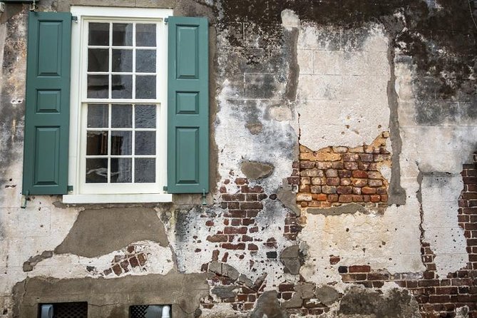 Hidden Alleyways and Historic Sites Small-Group Walking Tour - The French Quarter’s narrow passages