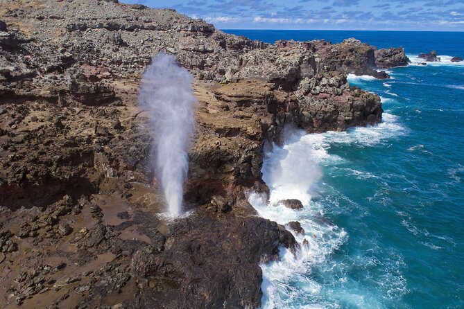 Hidden Gems of Oahu Circle Island Tour with Byodo In Temple - Halona Blowhole and Oahu’s volcanic coast