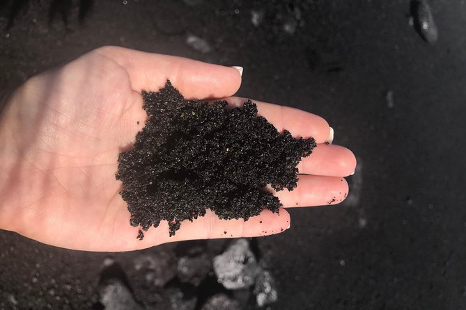 Hilo Shore Excursion: Volcano Safari Lava Caves & Black Sand - Pahoa and the human cost of lava