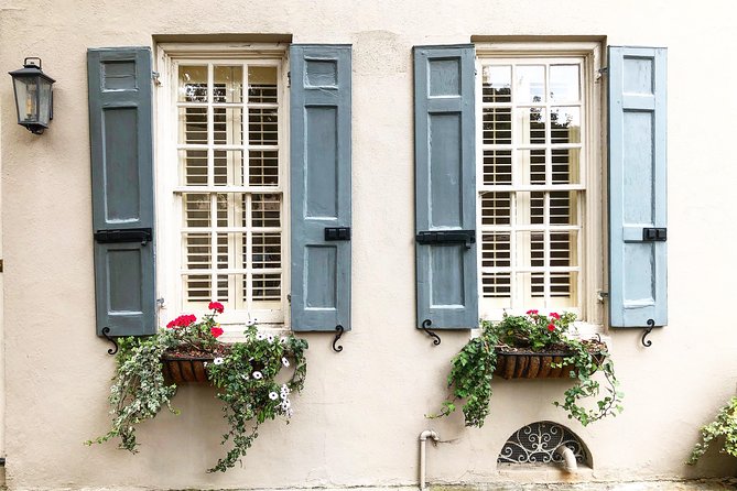 Historic Charleston Guided Sightseeing Walking Tour - Why this two-hour walk works as a first look at Charleston