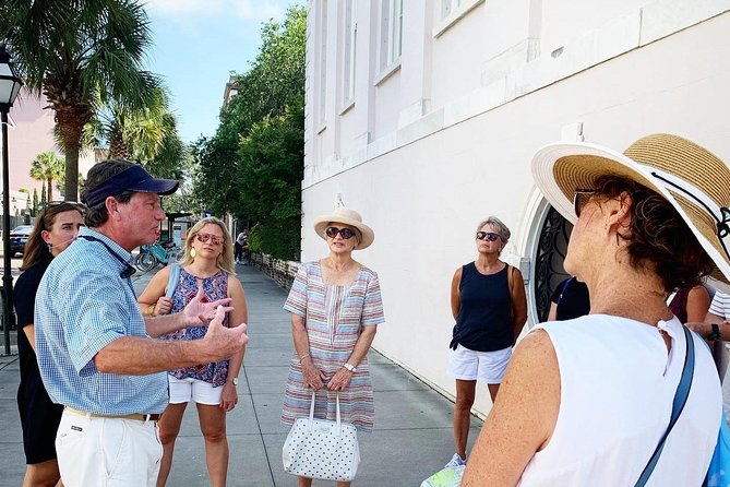 Historic Charleston Guided Sightseeing Walking Tour - The guides make or break the experience