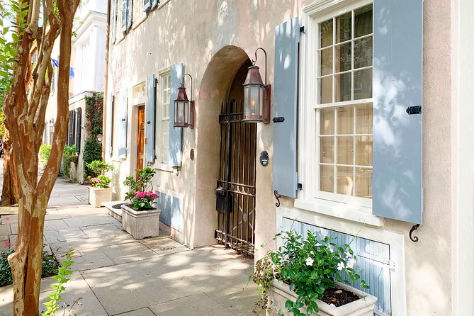 Historic Charleston Guided Sightseeing Walking Tour - Weather, parking, and the end of the route