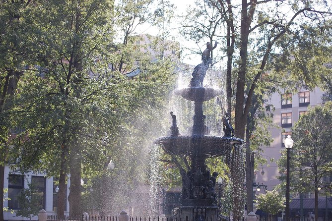 Historic Memphis Guided Walking Tour: Memphis Beyond Beale - Court Square, Memphis’s pause in the middle of downtown