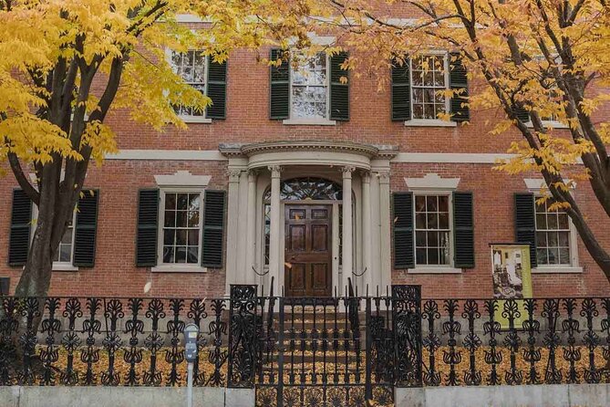 History and Hauntings of Salem Guided Walking Tour - The Bewitched statue and Salem’s modern image