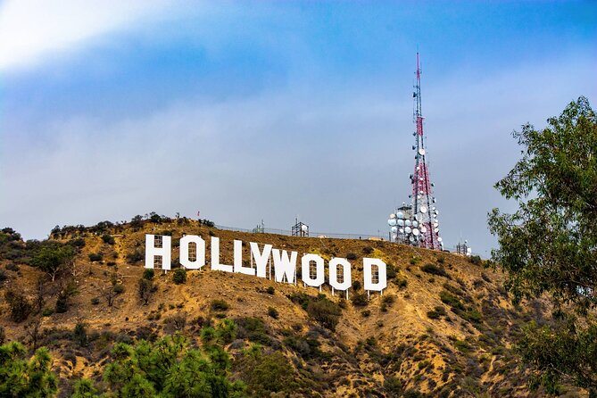Hollywood and Celebrity Homes Bus Tour - Guides, narration, and the human factor