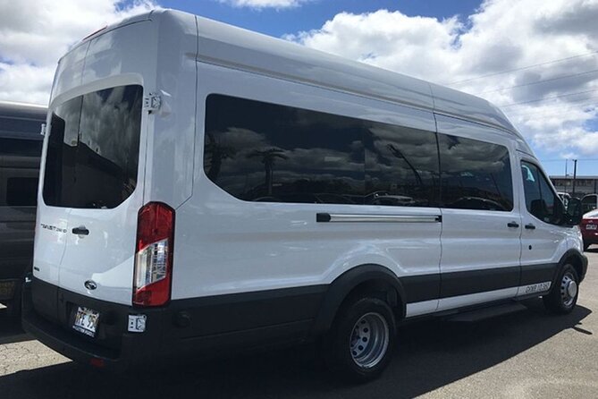 Honolulu Airport: Waikiki Private Transfer With Lei Greeting - Small details that make pickup easier