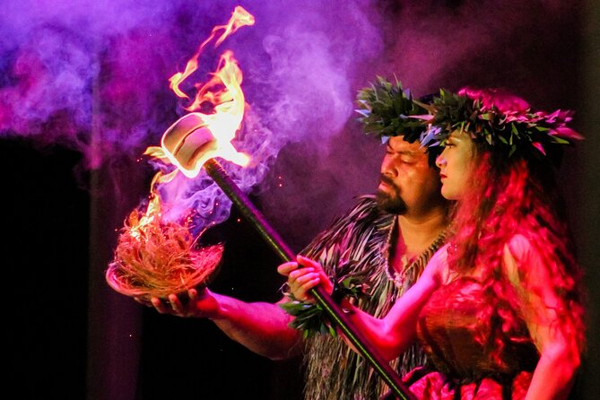 Honolulu: Ka Moana Lūʻau at Aloha Tower – Oceanfront Luau Show - The show tells a Polynesian wayfinding story
