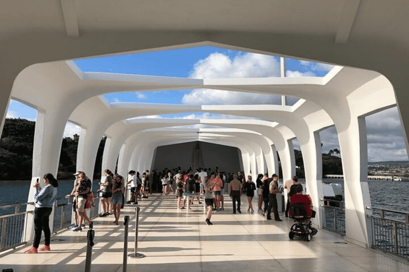 Honolulu: Pearl Harbor USS Arizona Memorial Tour - The boat ride to the Arizona Memorial