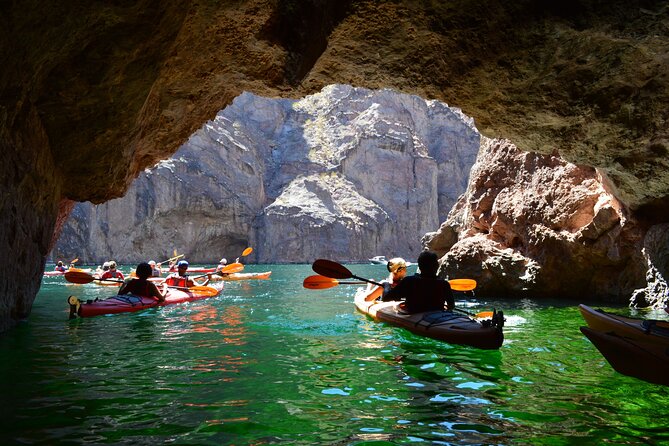 Hoover Dam & Hot Springs Kayak Tour with Lunch & Expert Guide - Meeting details and cancellation rules