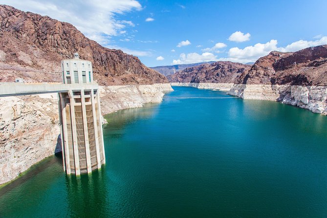 Hoover Dam Inside Tour from Las Vegas, WiFi - A quick look at Boulder City’s old streets