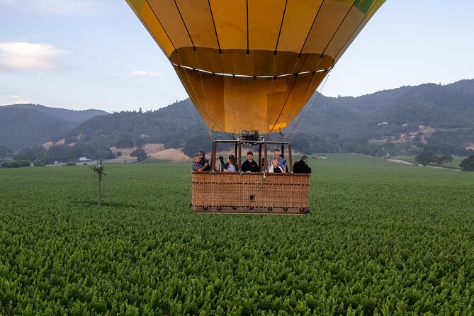 Hot Air Balloon Rides in Napa Valley - Photos, silence, and the odd beauty of ballooning
