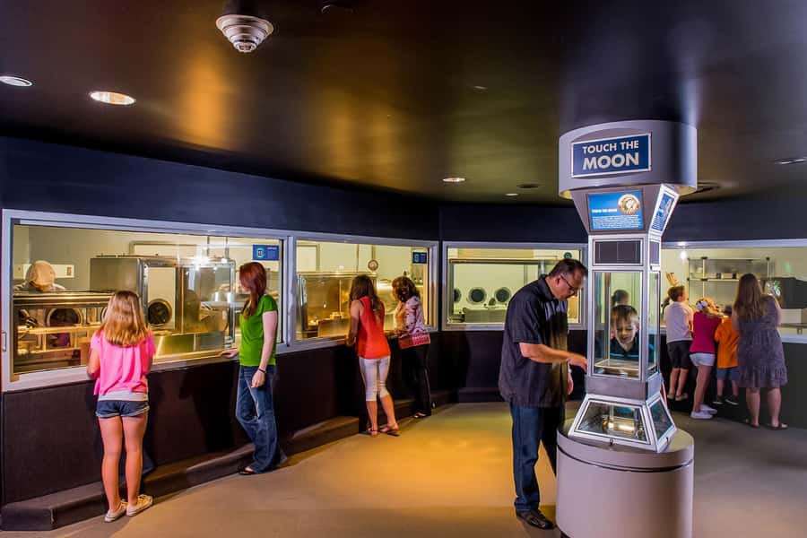 Houston: Space Center Houston Admission Ticket - Start with the main building and permanent exhibits