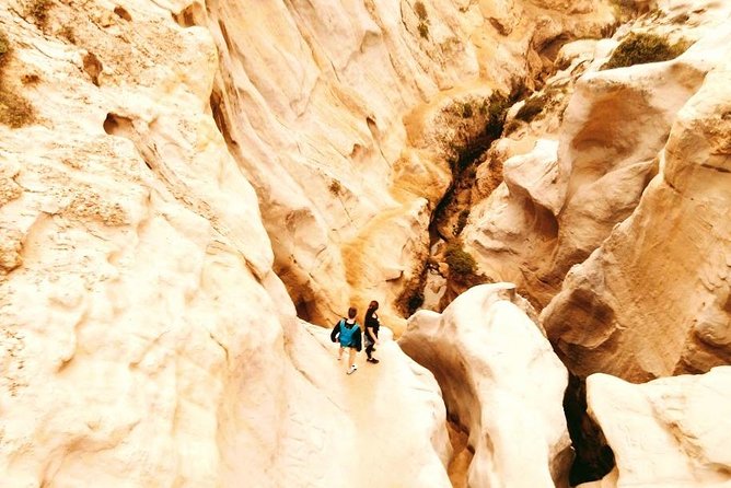 Incredible Slot Canyons to the Pacific - Five things to know before you book