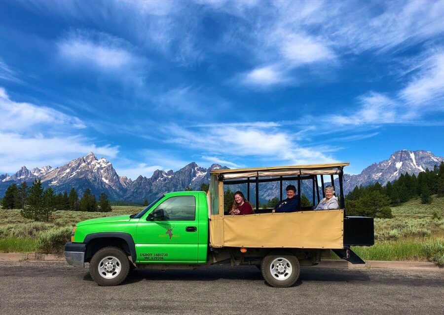 Jackson: Grand Teton National Park Guided Wildlife Tour - Why a guided safari helps in Grand Teton