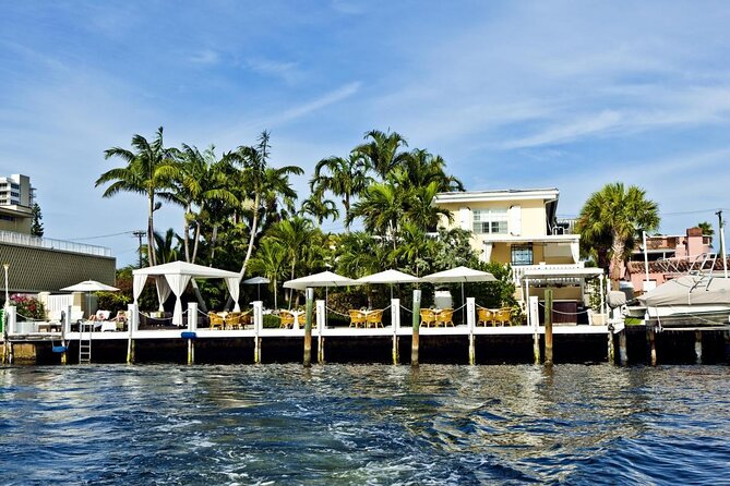 Jungle Queen Riverboat 90-Minute Narrated Sightseeing Cruise in Fort Lauderdale - Key points to know before you board