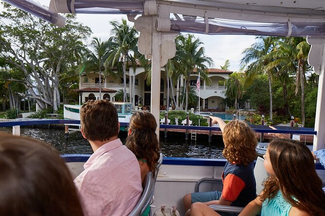 Jungle Queen Riverboat 90-Minute Narrated Sightseeing Cruise in Fort Lauderdale - Commentary, humor, and the people behind the microphone