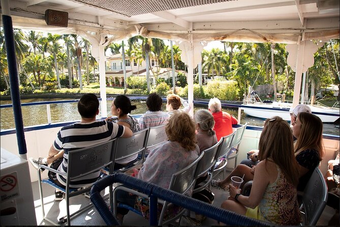 Jungle Queen Riverboat 90-Minute Narrated Sightseeing Cruise in Fort Lauderdale - Weather, comfort, and what to wear
